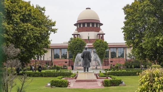 सुप्रीम कोर्ट ने सीएए विरोध प्रदर्शन पर आईपीएस अधिकारी के वीआरएस को खारिज करने वाले गृह मंत्रालय के आदेश को रद्द कर दिया