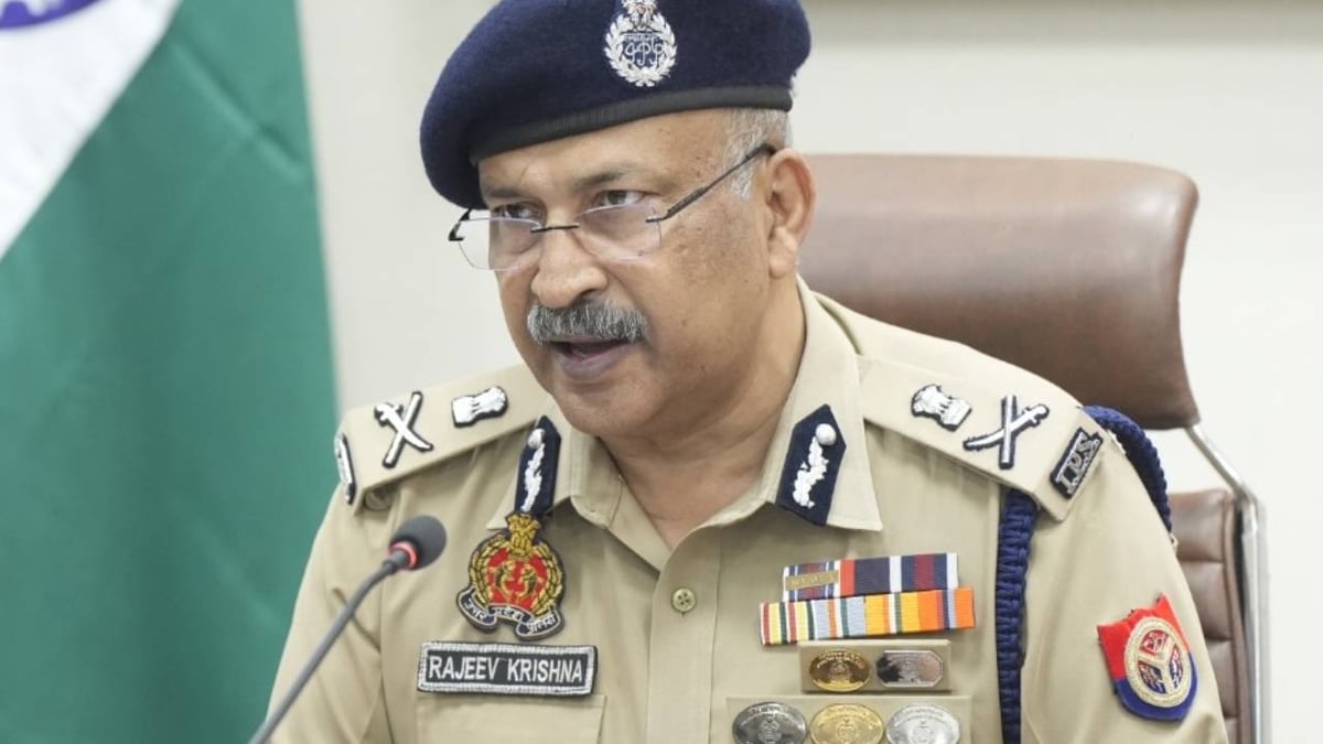 कासगंज पुलिस मे बङा फेरबदल,ASP सुशील कुमार लखनऊ रवाना! अब पबन गोतम संभालेगे कमान।